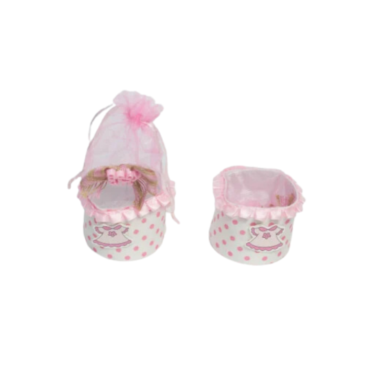 صورة علب مواليد عليها قماش